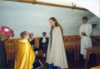Signore Vascal ya Berîsac de Mantrash (Mark-Rainer Paffrath) h&auml;lt um die Hand der Comtessa Yanis von Felsfelden (Antje Steinborn) an