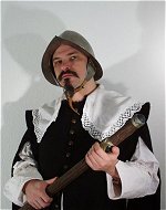 Thomas R�mer als Horasmarschall Folnor Sirensteen zu Irendor auf dem Ludwigstein-Konvent 2002